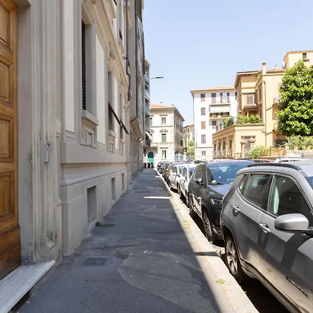 Spacious Retreat Appartamento Firenze